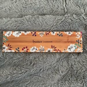 BUTTER LONDON Natural Goddess Eyeshadow Palette
